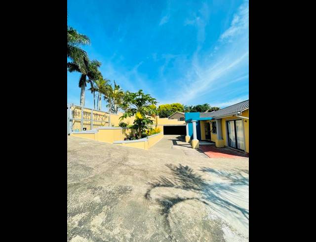 4 BEDROOM HOUSE FOR SALE IN MOTALABAD